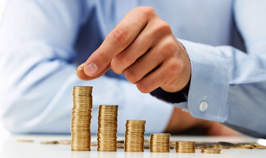 Cum sa Economisesti Bani Folosind Tigarile Electronice
