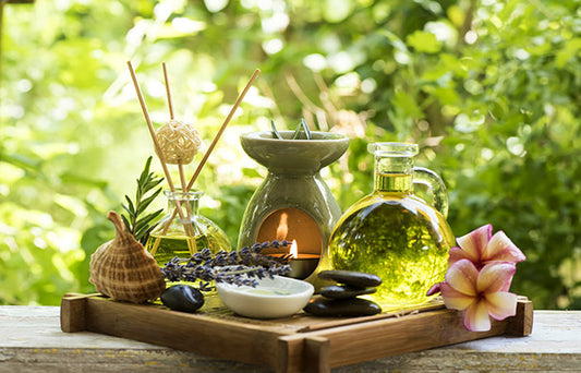 Aromaterapia: Ce Este si Cum Te Poate Ajuta