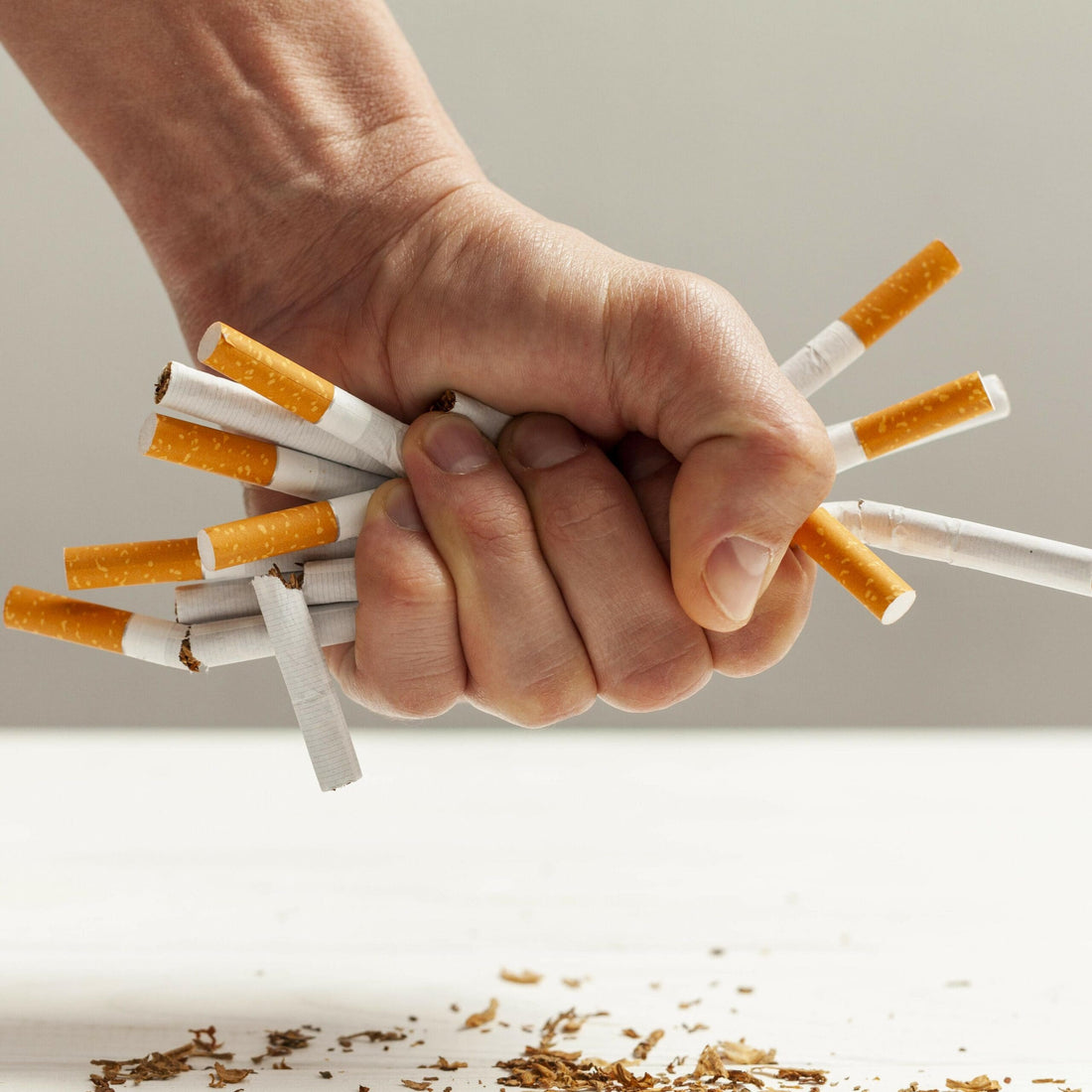 Cele Mai Eficiente Metode de Renuntare la Fumat Utilizand Tigari Electronice